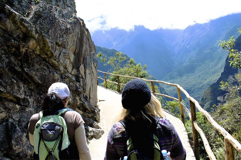 Aguas Calientes Trail - Machu Picchu
