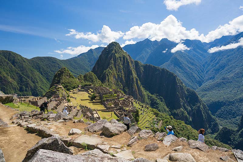 Vista panorâmica de Machu Picchu a partir do terraço superior