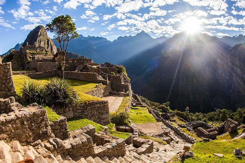 Nascer do sol em Machu Picchu