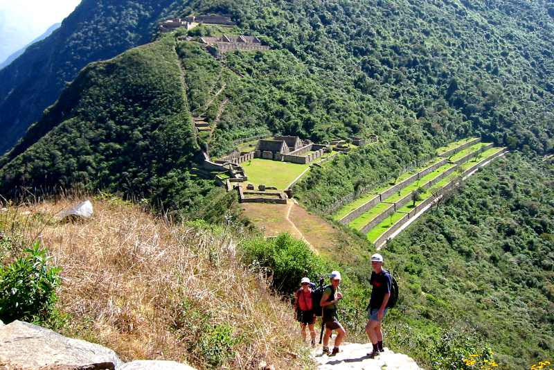 Tourists arriving at the Choquequirao archaeological site