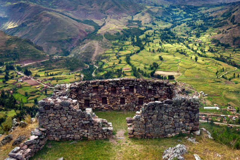 Ruinas en el Valle Sagrado de los Incas