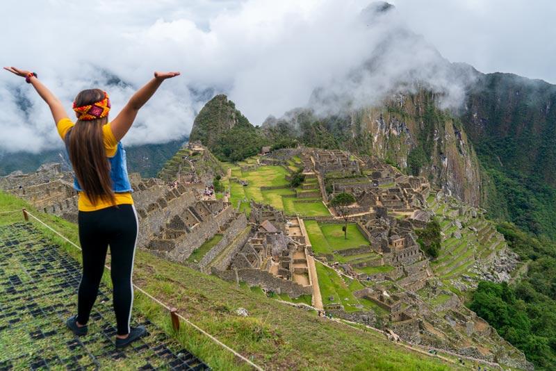 Observing the Inca citadel of Machu Picchu