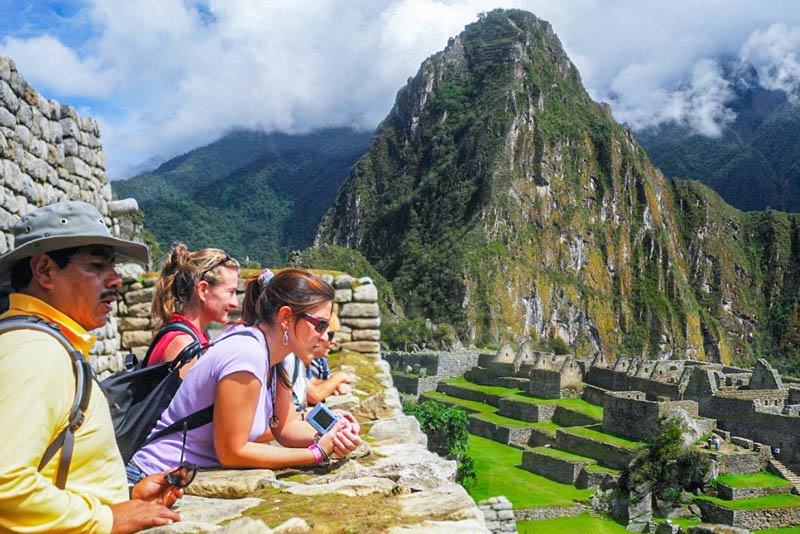 Guide explaining in Machu Picchu