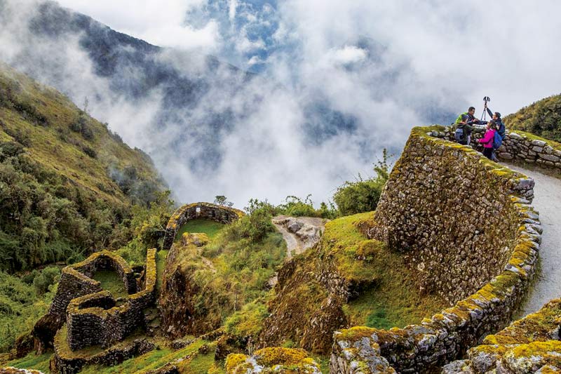 Phuyupatamarca archaeological site – Inca Trail