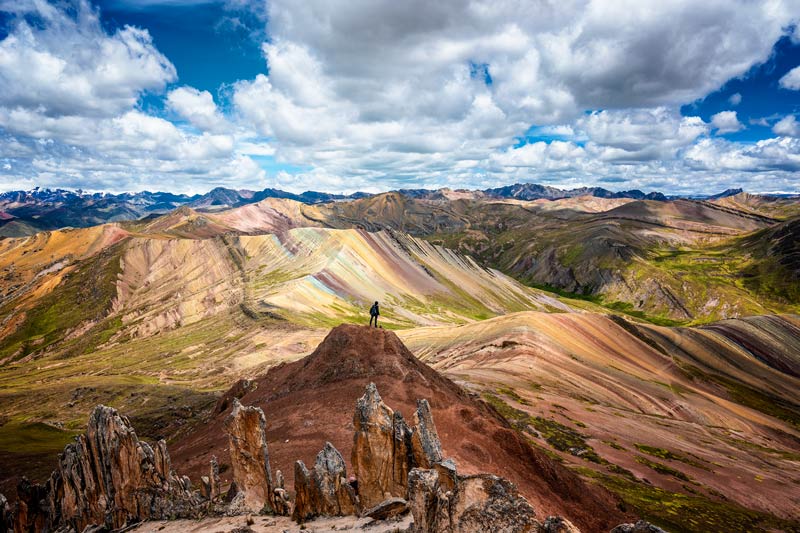 Observing the mountain of colors from the Palccoyo stone forest