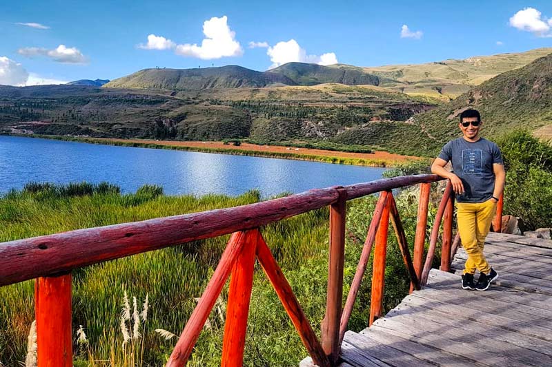 Visiting the Huacarpay Lagoon